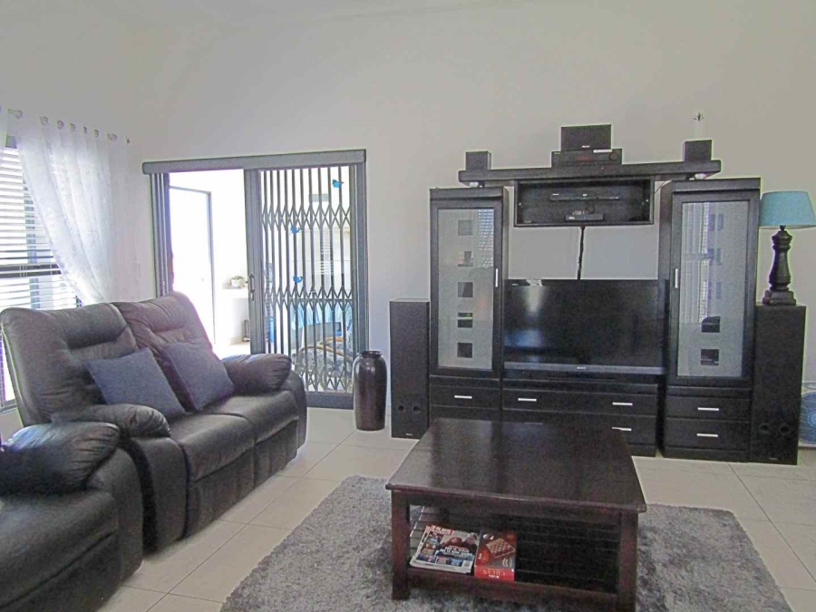 3 Bedroom Property for Sale in Sandy Point Western Cape